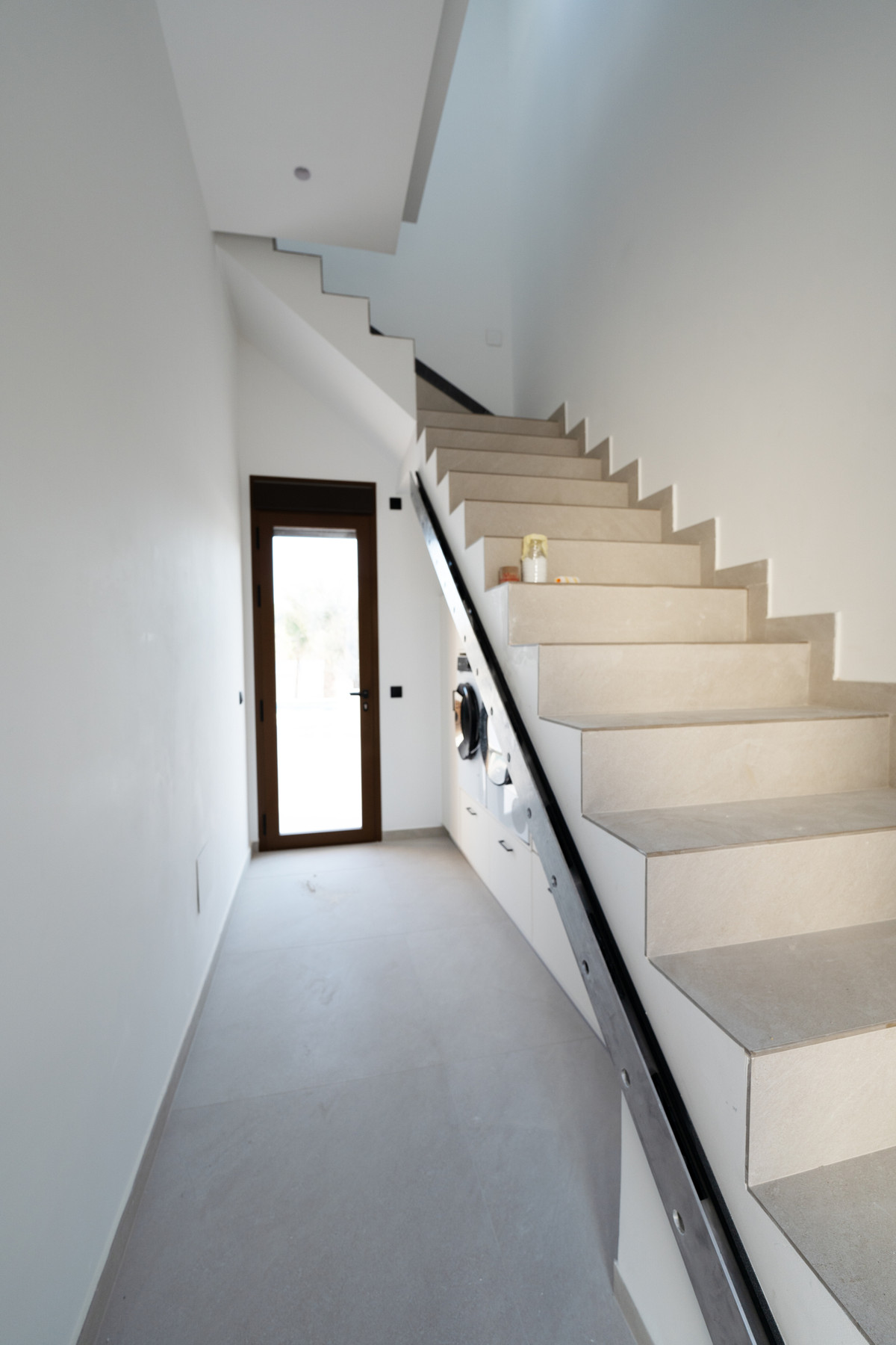 Villa de Lujo en Rojales: Golf, Mar y Exclusividad, Villa de lujo en Rojales, Alicante. Viva el sueño en Costa Blanca Sur: golf, playas y servicios a su alcance. Diseño vanguardista, 4 dorm., piscina privada. ¡Su
