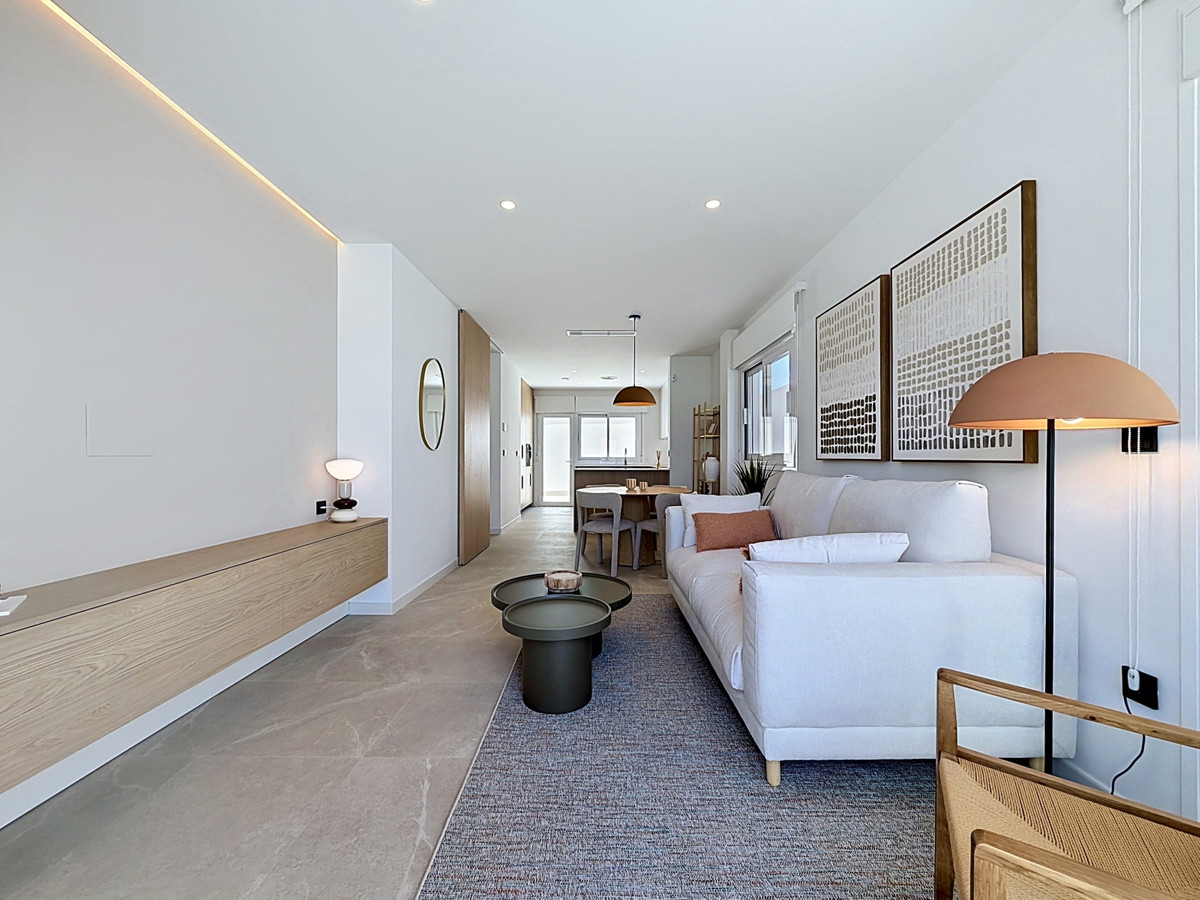 San Javier: Lujo Moderno y Piscina Privada, Apartamentos de lujo obra nueva en San Javier, Murcia. 2 dorm, 2 baños. Piscina privada o solárium. Calidades premium, cerca de playas y golf. ¡Tu inversión ide