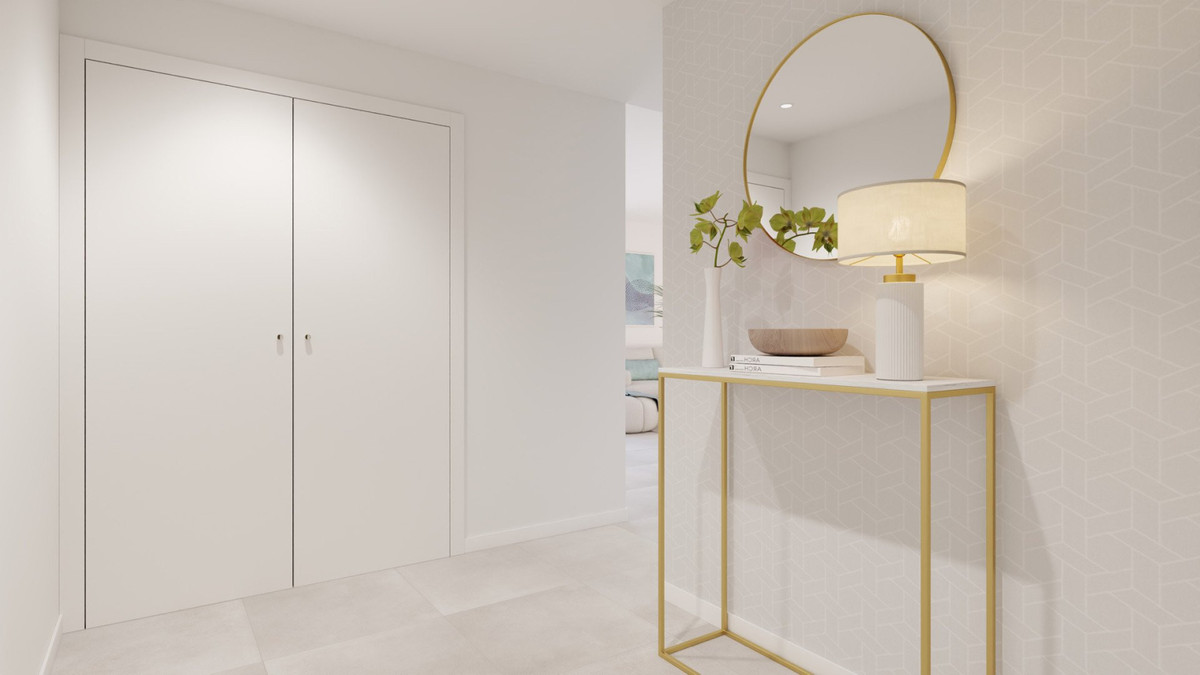 Mijas Costa: Lujo, Golf y Vistas Panorámicas, Apartamento de lujo en Calanova Golf, Mijas Costa. 2 hab, 2 baños, primera línea de golf con vistas. Piscina, gimnasio. ¡Vive la Costa del Sol! Desde 352.000€.