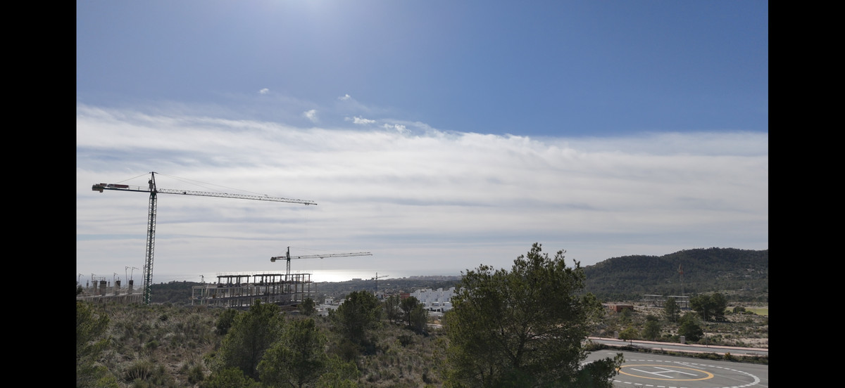 Balcón de Finestrat: Lujo, Vistas y Alta Rentabilidad, Apartamentos de lujo en Balcón de Finestrat, Alicante. Disfruta de vistas espectaculares, piscina y playa cerca. Ideal para vivir o invertir en la Costa Blanca.