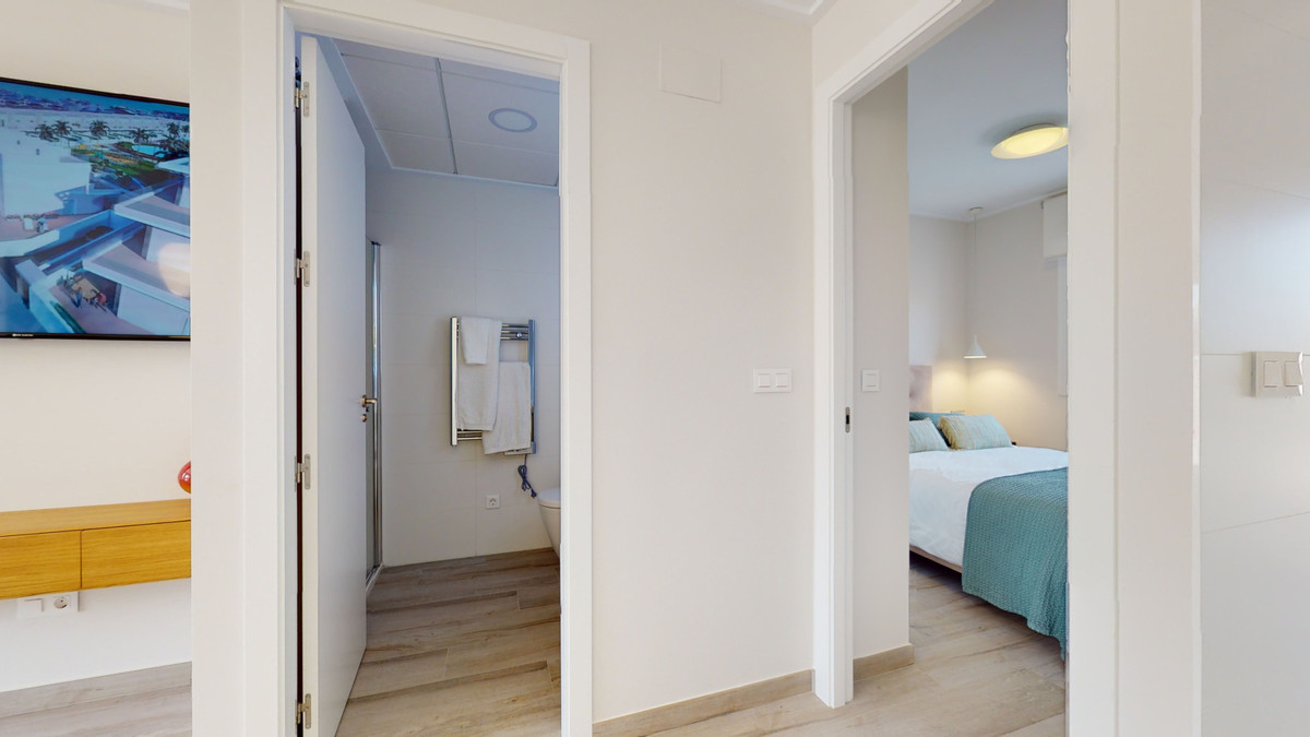 Tu Refugio Mediterráneo en Pilar de la Horadada, Vive el Mediterráneo en Pilar de la Horadada, Alicante. Viviendas de 3 dorm. con piscina, jardines y cerca de la playa. Apartamentos, chalets o bungalows. Desde
