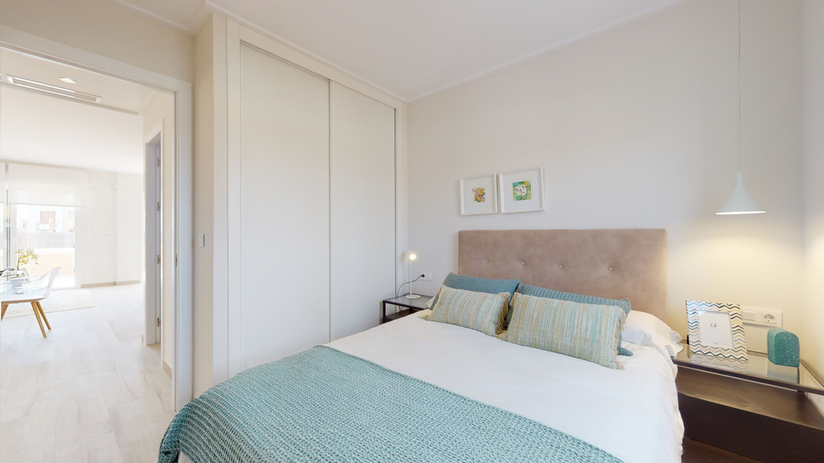 Tu Refugio Mediterráneo en Pilar de la Horadada, Vive el Mediterráneo en Pilar de la Horadada, Alicante. Viviendas de 3 dorm. con piscina, jardines y cerca de la playa. Apartamentos, chalets o bungalows. Desde