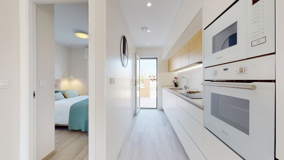 Tu Refugio Mediterráneo en Pilar de la Horadada, Vive el Mediterráneo en Pilar de la Horadada, Alicante. Viviendas de 3 dorm. con piscina, jardines y cerca de la playa. Apartamentos, chalets o bungalows. Desde