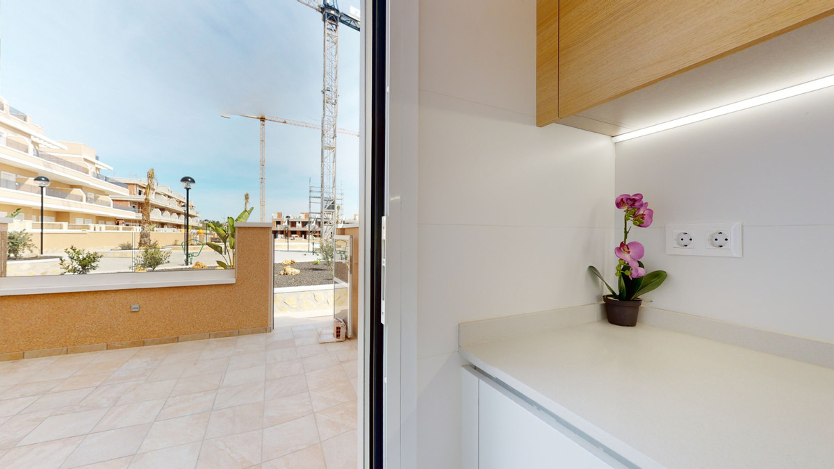 Tu Refugio Mediterráneo en Pilar de la Horadada, Vive el Mediterráneo en Pilar de la Horadada, Alicante. Viviendas de 3 dorm. con piscina, jardines y cerca de la playa. Apartamentos, chalets o bungalows. Desde