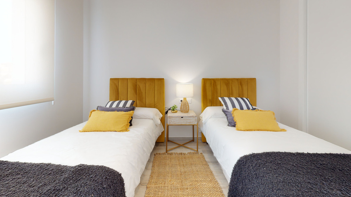 Tu Refugio Mediterráneo en Pilar de la Horadada, Vive el Mediterráneo en Pilar de la Horadada, Alicante. Viviendas de 3 dorm. con piscina, jardines y cerca de la playa. Apartamentos, chalets o bungalows. Desde