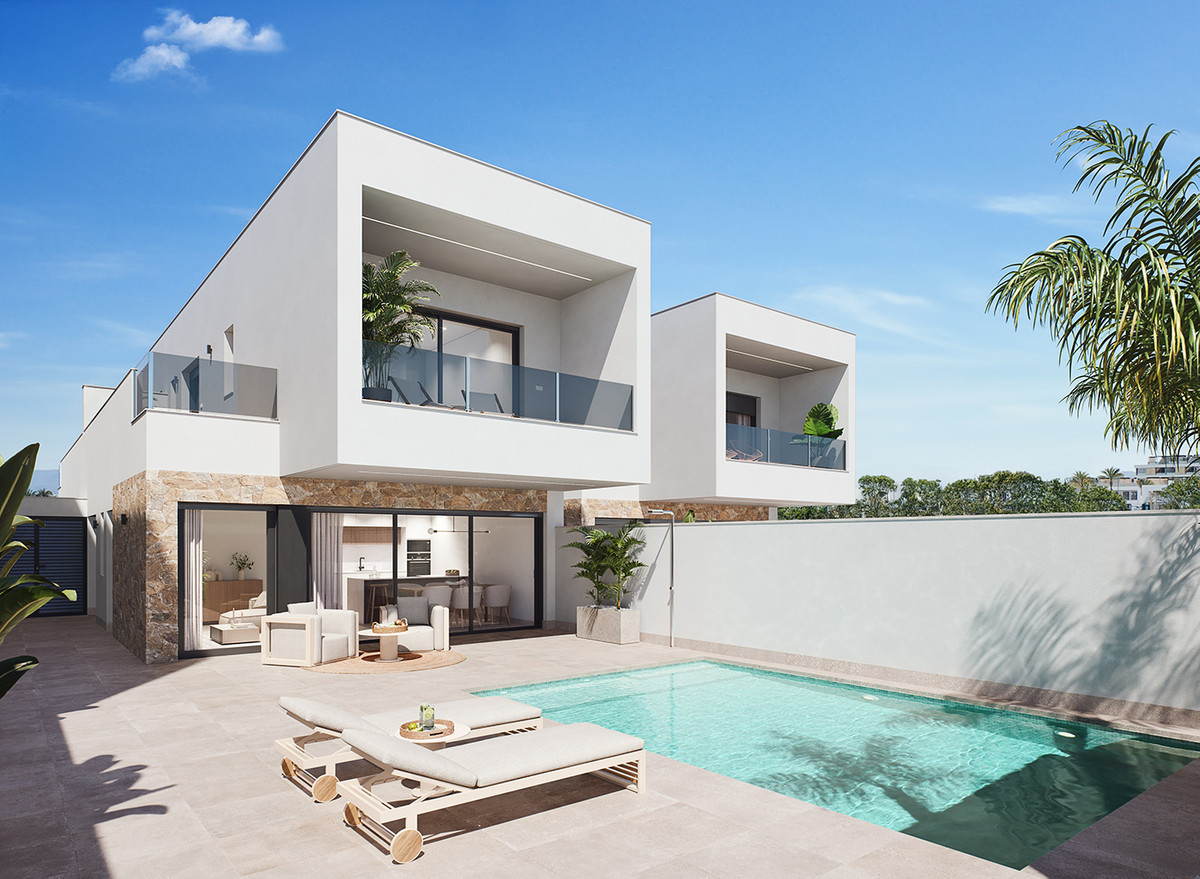 Villa de Lujo: Vive entre Dos Mares en San Pedro, Villa de lujo en San Pedro del Pinatar, Murcia. Diseño minimalista, 4 hab/4 baños, piscina y jardín. Vive entre dos mares, a 5 min del mar. Tu oasis costero.