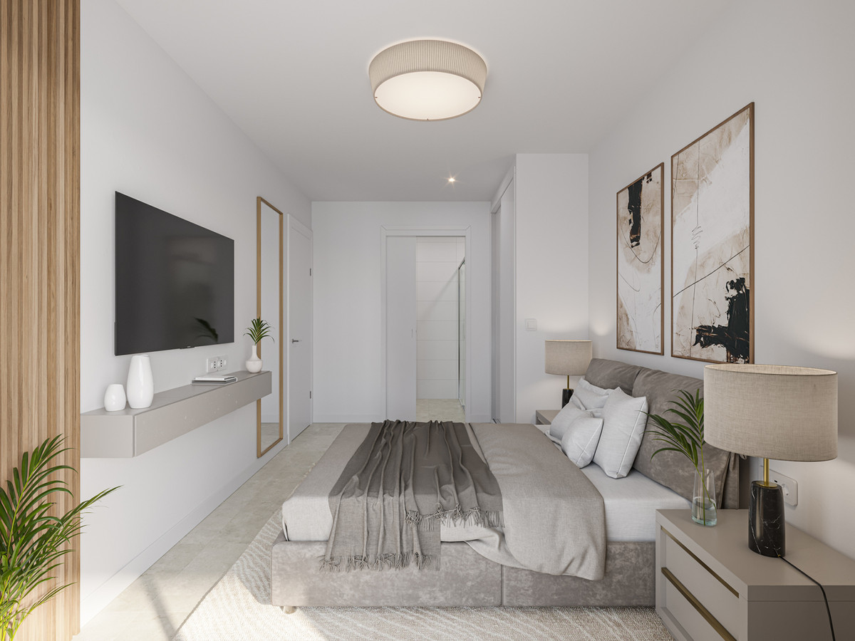 Los Alcázares: Tu Oasis de Lujo a 250m de la Playa, Apartamento exclusivo en Los Alcázares, Murcia. A 250m de la playa, con 2 dorm, 2 baños, piscina y vistas al mar. Vive el sueño mediterráneo por 339.000€.