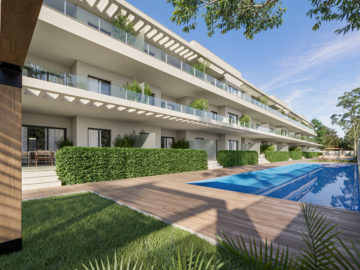 Vive el Mediterráneo: Lujo a 250m de la Playa, Apartamentos de lujo en Los Alcázares, Murcia. Urbanización privada a 250m de la playa Los Narejos. Con piscinas, parking y vistas. ¡Tu hogar en Costa Cálida!
