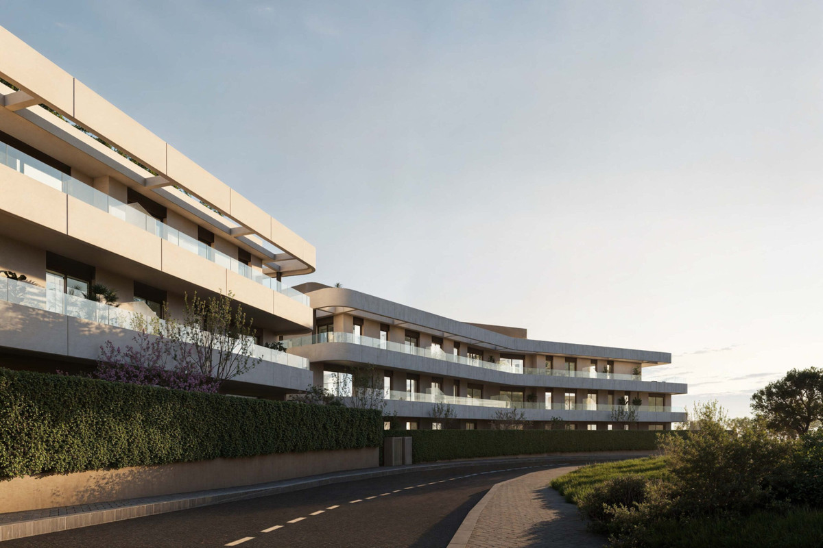 Estepona Golf: Tu Oasis de Lujo y Naturaleza, Apartamento de 3 dorm. en Estepona, Málaga, junto a campo de golf. Disfruta de vistas panorámicas, piscina, gimnasio y un estilo de vida mediterráneo exclusivo