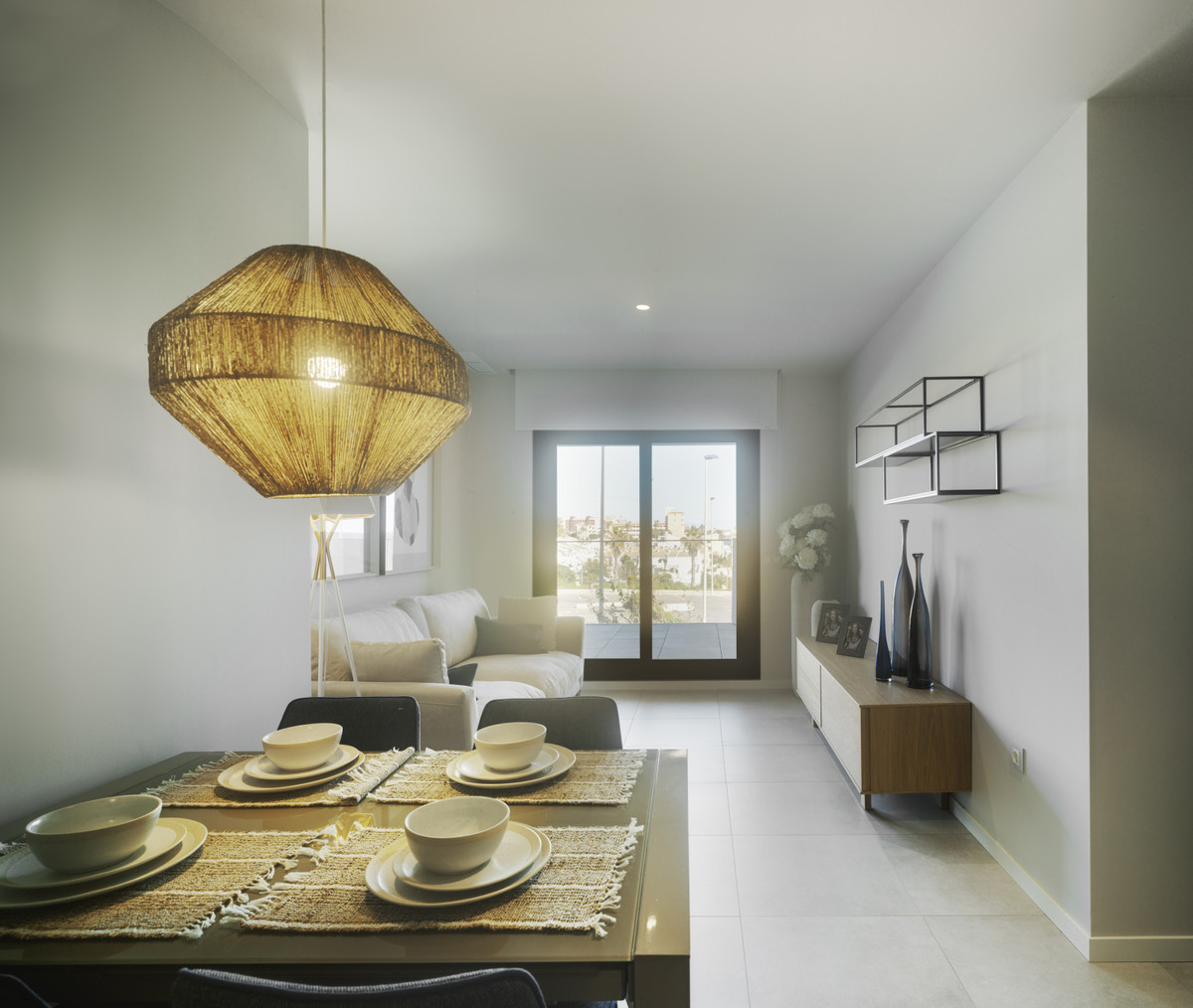 Mil Palmeras: Tu Oasis Mediterráneo a Pasos del Mar, Vive el lujo en Mil Palmeras, Costa Blanca. Exclusivos apartamentos a 600m de la playa. Disfruta de piscinas, jardines y seguridad. 2/3 dorm. desde 269.000€. ¡T