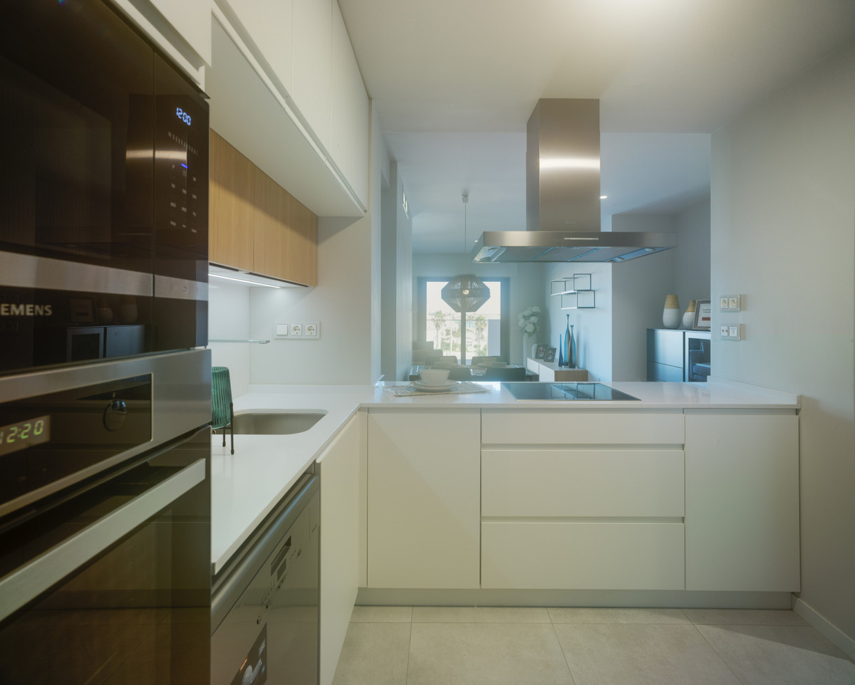 Mil Palmeras: Tu Oasis Mediterráneo a Pasos del Mar, Vive el lujo en Mil Palmeras, Costa Blanca. Exclusivos apartamentos a 600m de la playa. Disfruta de piscinas, jardines y seguridad. 2/3 dorm. desde 269.000€. ¡T