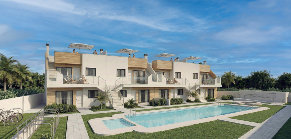 San Javier: Tu Villa Dúplex con Solárium y Piscina, Villas dúplex de lujo en San Javier, Costa Cálida. 2-3 dorm, 2 baños, piscina y solárium privado. Cerca de playas y golf. ¡Su hogar desde 272.900€!