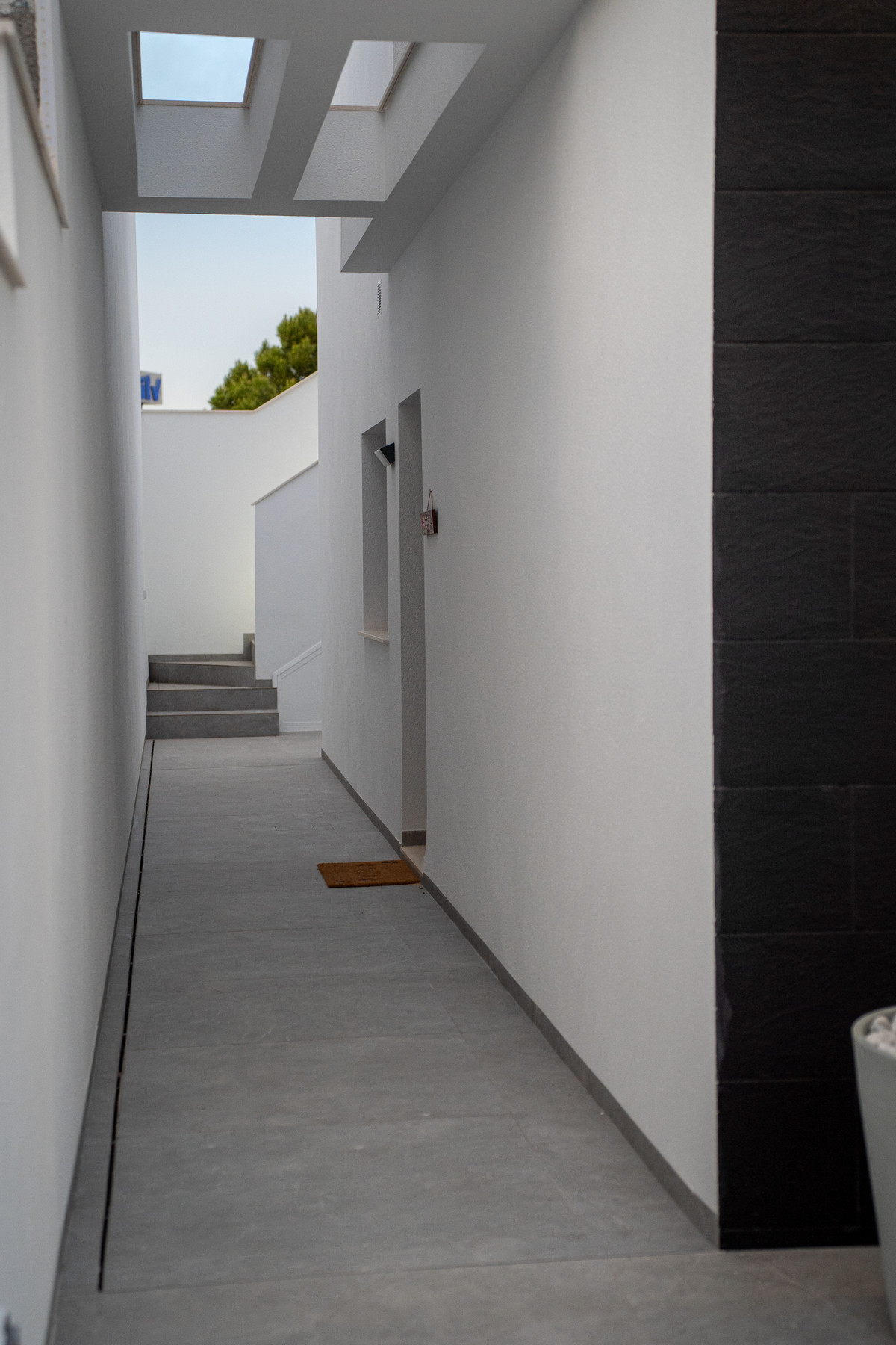 San Javier: Tu Villa Dúplex con Solárium y Piscina, Villas dúplex de lujo en San Javier, Costa Cálida. 2-3 dorm, 2 baños, piscina y solárium privado. Cerca de playas y golf. ¡Su hogar desde 272.900€!