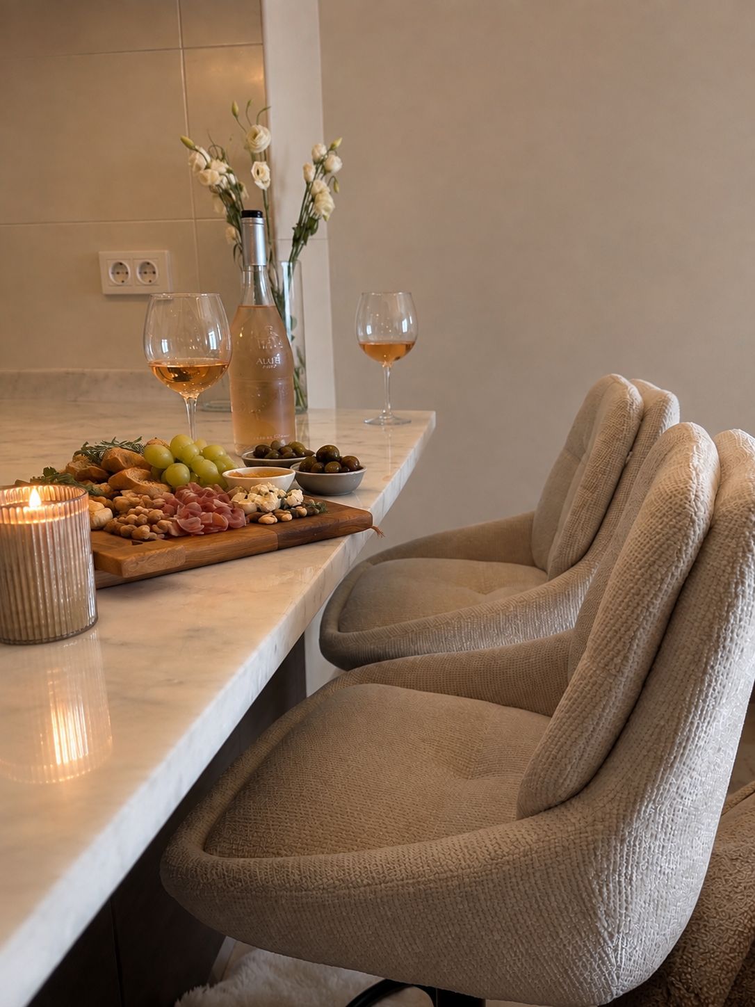 Ático Exclusivo en Manilva: Vistas al Mar, Lujo y Rentabilidad, Ático de lujo en Manilva con vistas frontales al mar. 3 dorm., terraza privada. Ideal inversión o residencia vacacional en Costa del Sol. ¡Con Licencia Turístic