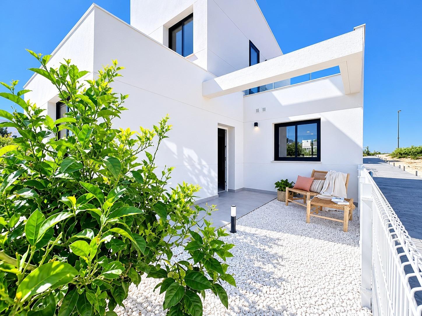 Altaona Golf, Murcia: Tu Adosado de Lujo y Naturaleza, Adosado de nueva construcción en Altaona Golf Resort, Murcia. Disfrute de un estilo de vida mediterráneo en la Costa Cálida. 3 dormitorios, piscina, seguridad 2