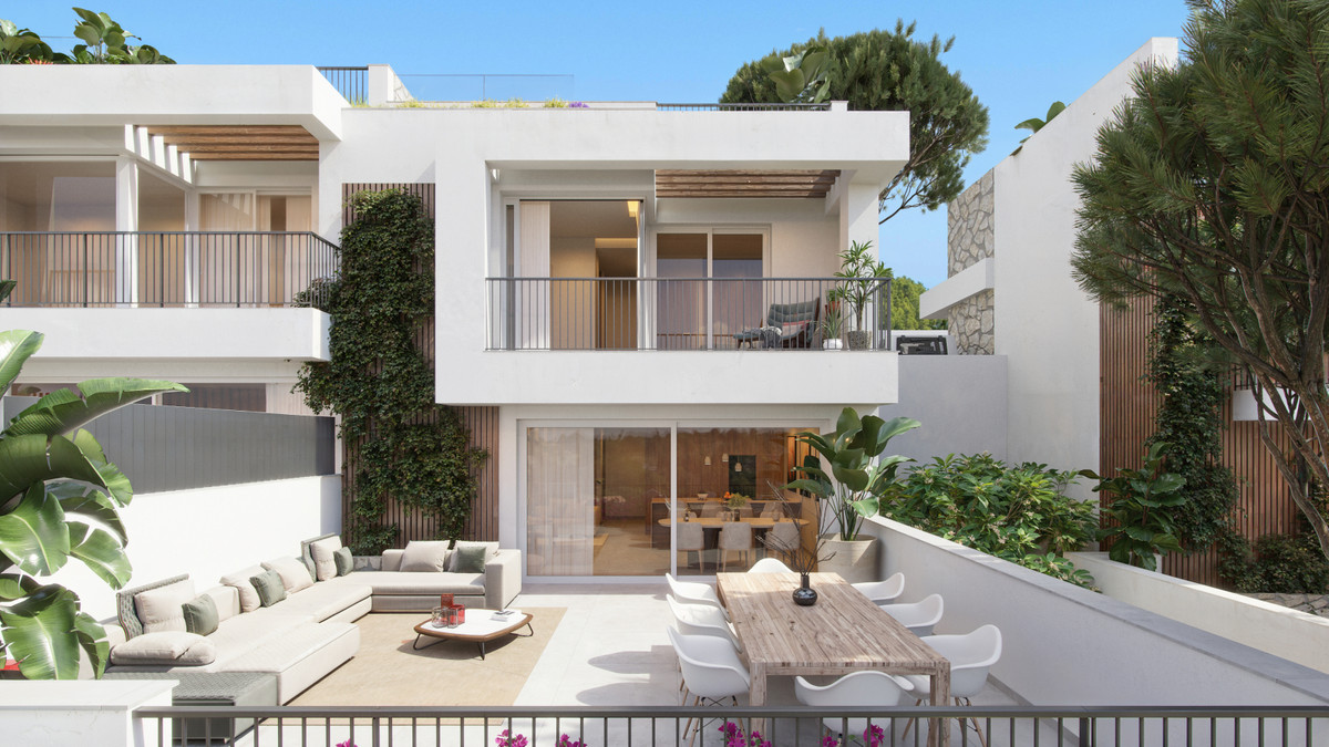Mijas: Villas Boutique con Vistas Panorámicas al Mar, Descubre 32 villas de lujo en Buenavista, Mijas. Vistas panorámicas al mar, 3-4 dormitorios en-suite, terrazas amplias y rooftop con jacuzzi. Vive el lujo en la