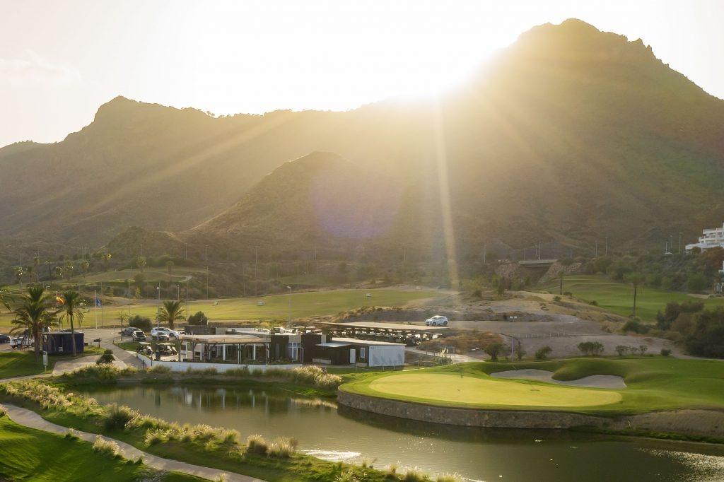 Apartamentos de nueva construcción con vistas al mar y al golf en Pulpí, Almería