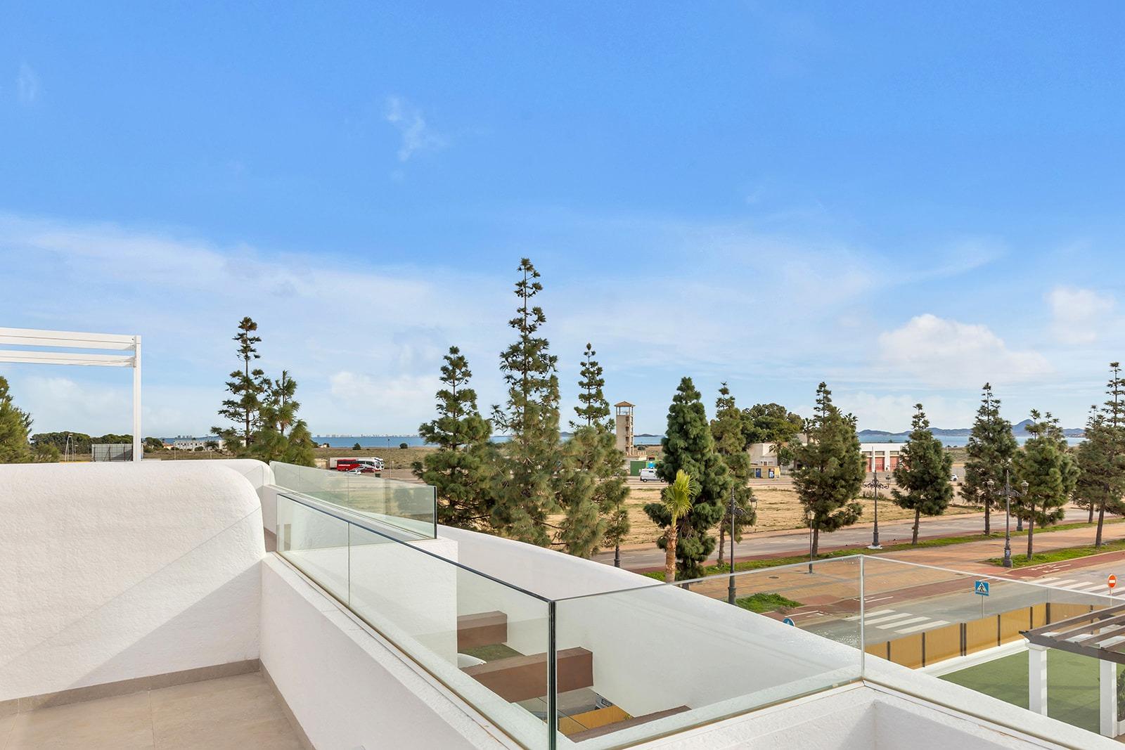 Complejo residencial de nueva construcción cerca de Serena Golf y el Mar Menor en Los Alcázares