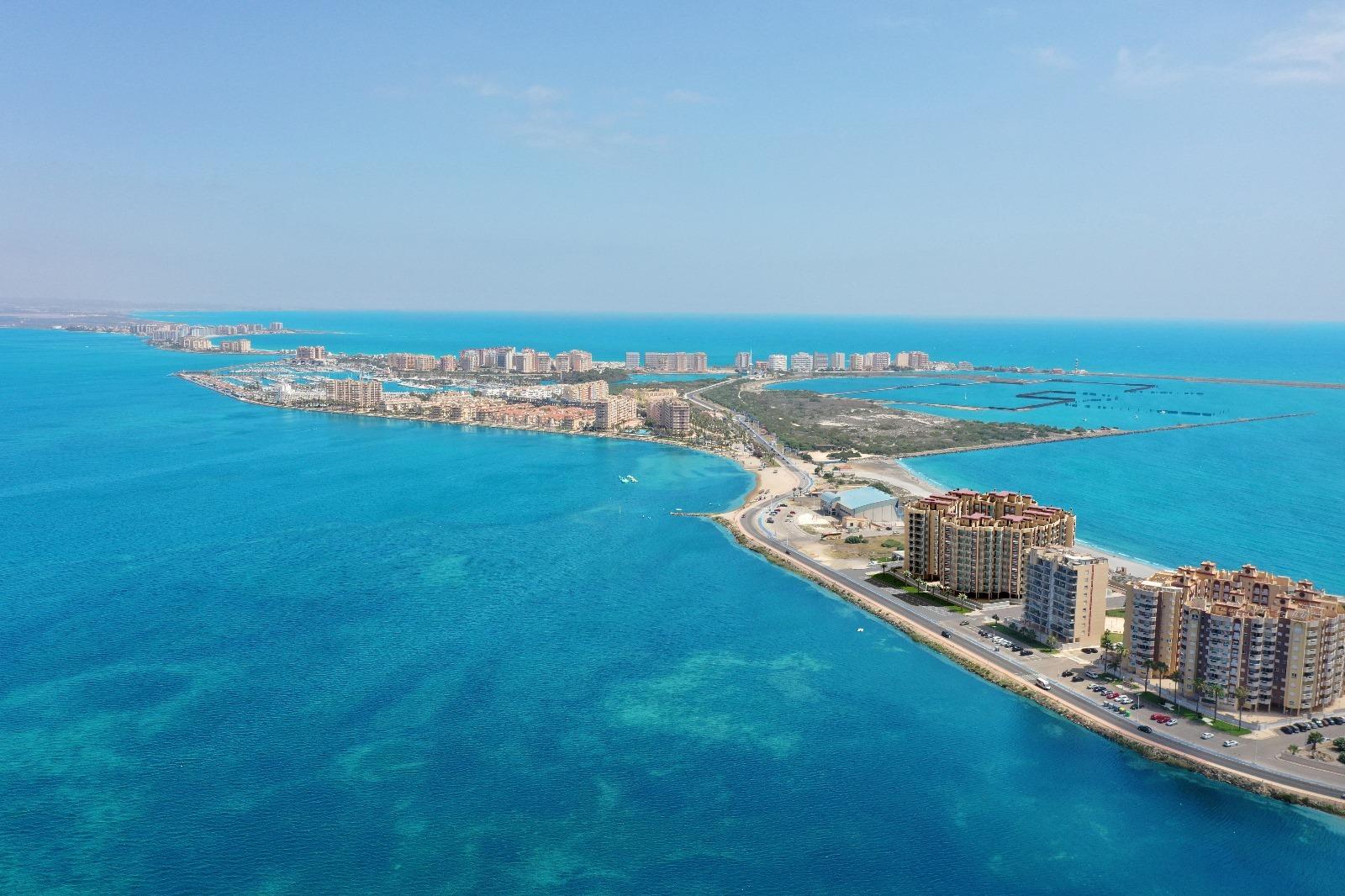 Ático en Venta en La Manga del Mar Menor