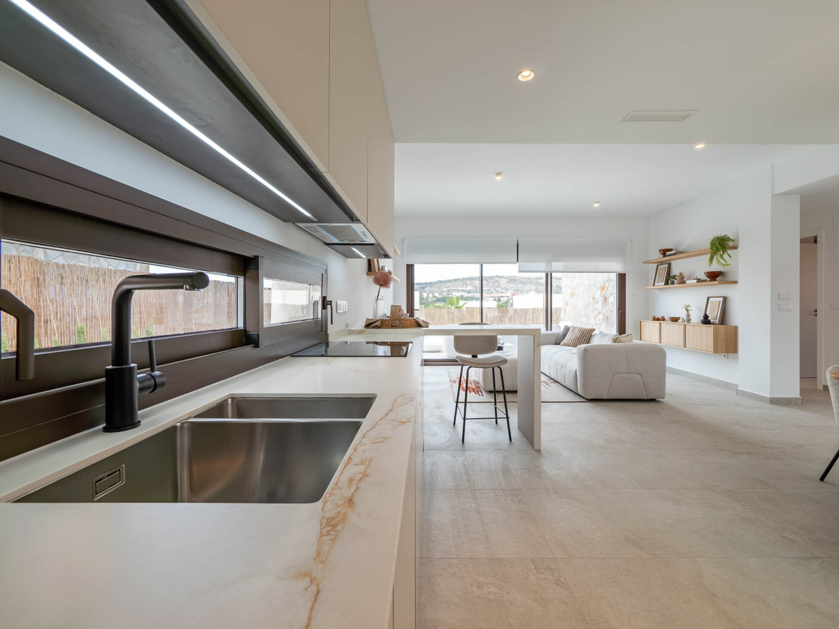 Villa Algorfa: 3 habitaciones, 2 baños