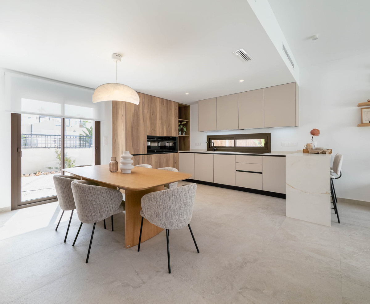 Villa Algorfa: 3 habitaciones, 2 baños