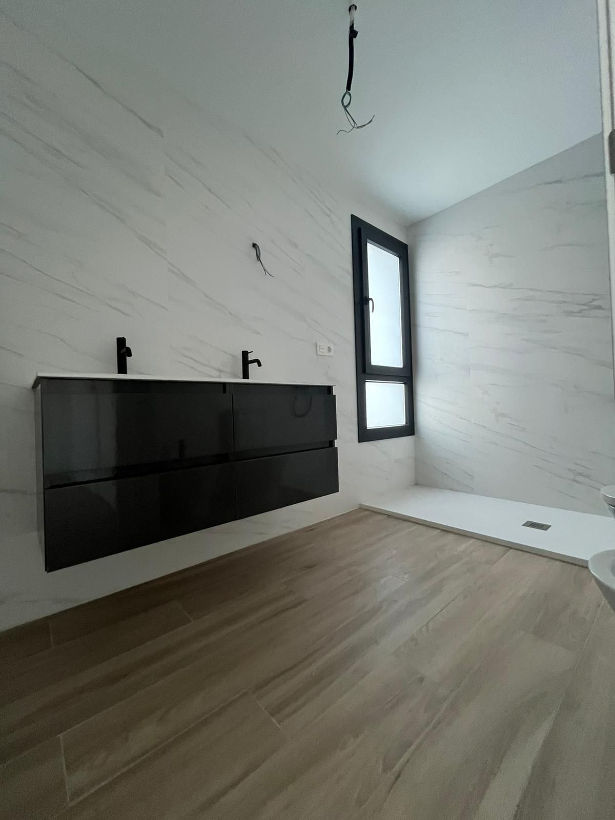 Villa Manilva: 3 dormitorios, 3 baños