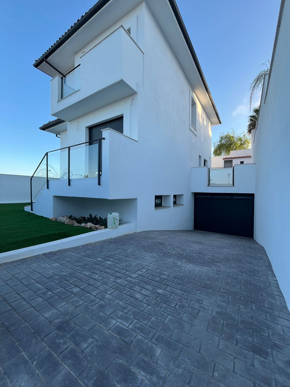Villa Manilva: 3 dormitorios, 3 baños