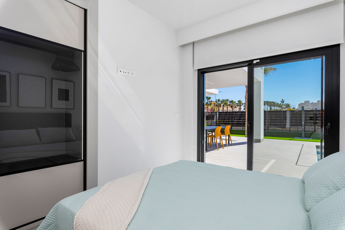 Villa en Algorfa, Alicante