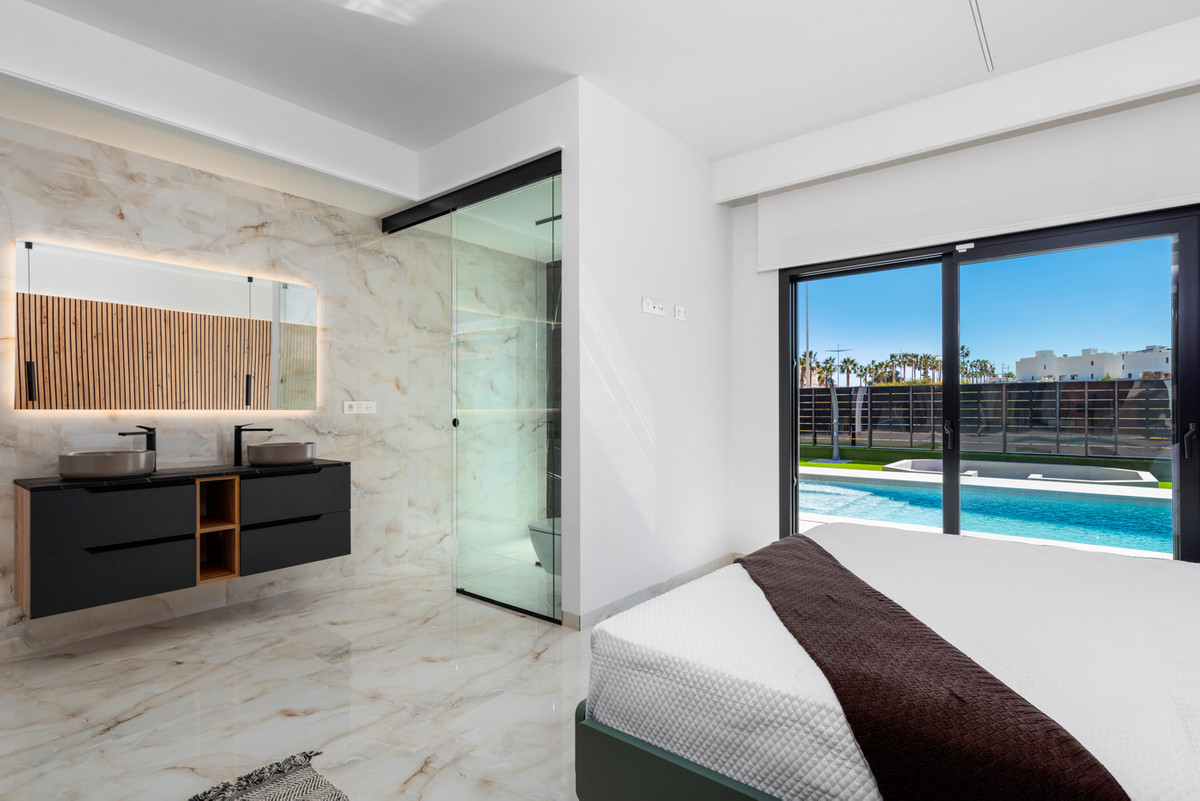 Villa en Algorfa, Alicante