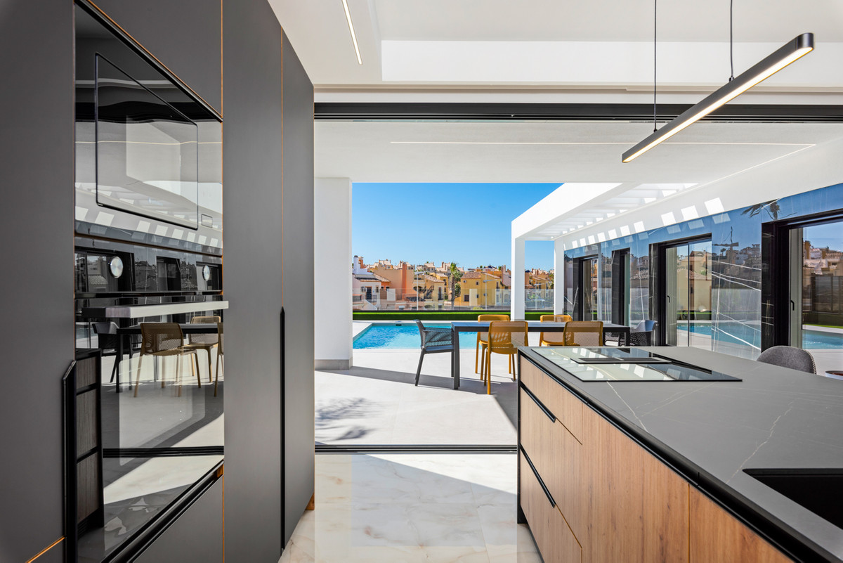 Villa en Algorfa, Alicante
