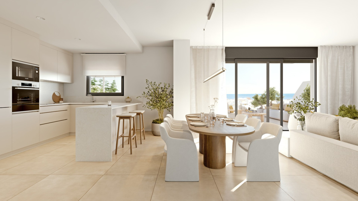 Apartamento en Estepona: 3 habitaciones, 2 baños