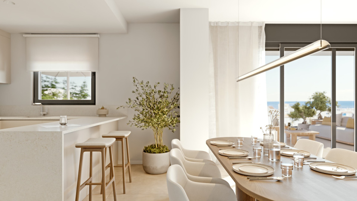 Apartamento en Estepona: 3 habitaciones, 2 baños