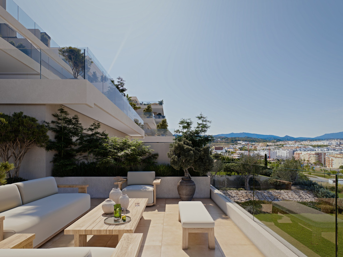 Apartamento en Estepona: 3 habitaciones, 2 baños