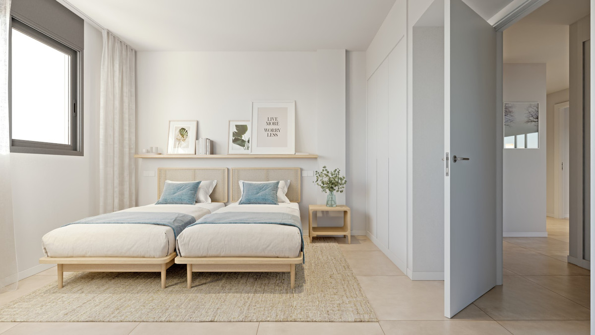 Apartamento en Estepona: 3 habitaciones, 2 baños