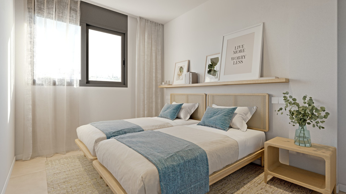 Apartamento en Estepona: 3 habitaciones, 2 baños