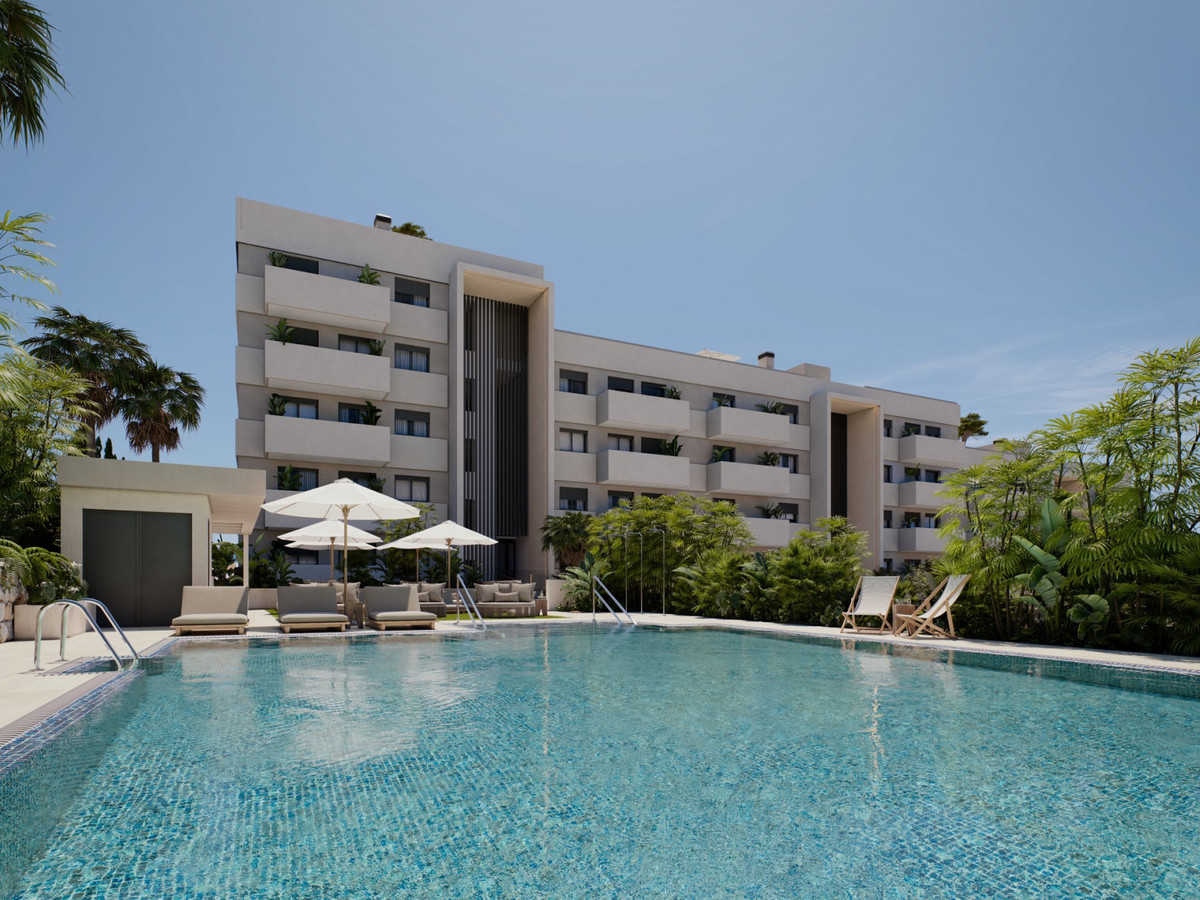 Apartamento en Estepona: 3 habitaciones, 2 baños