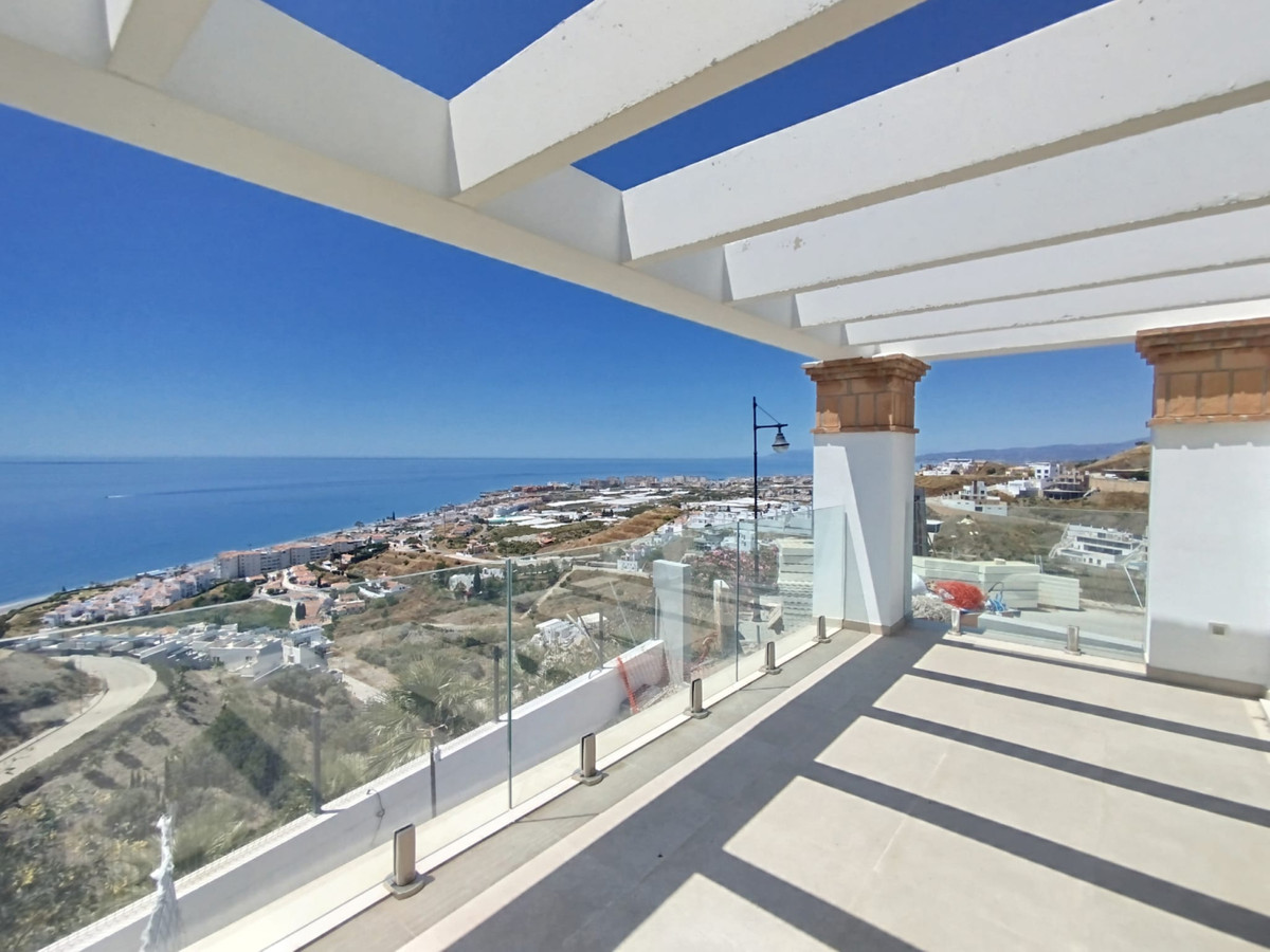 Villa en Venta en Torrox, Málaga