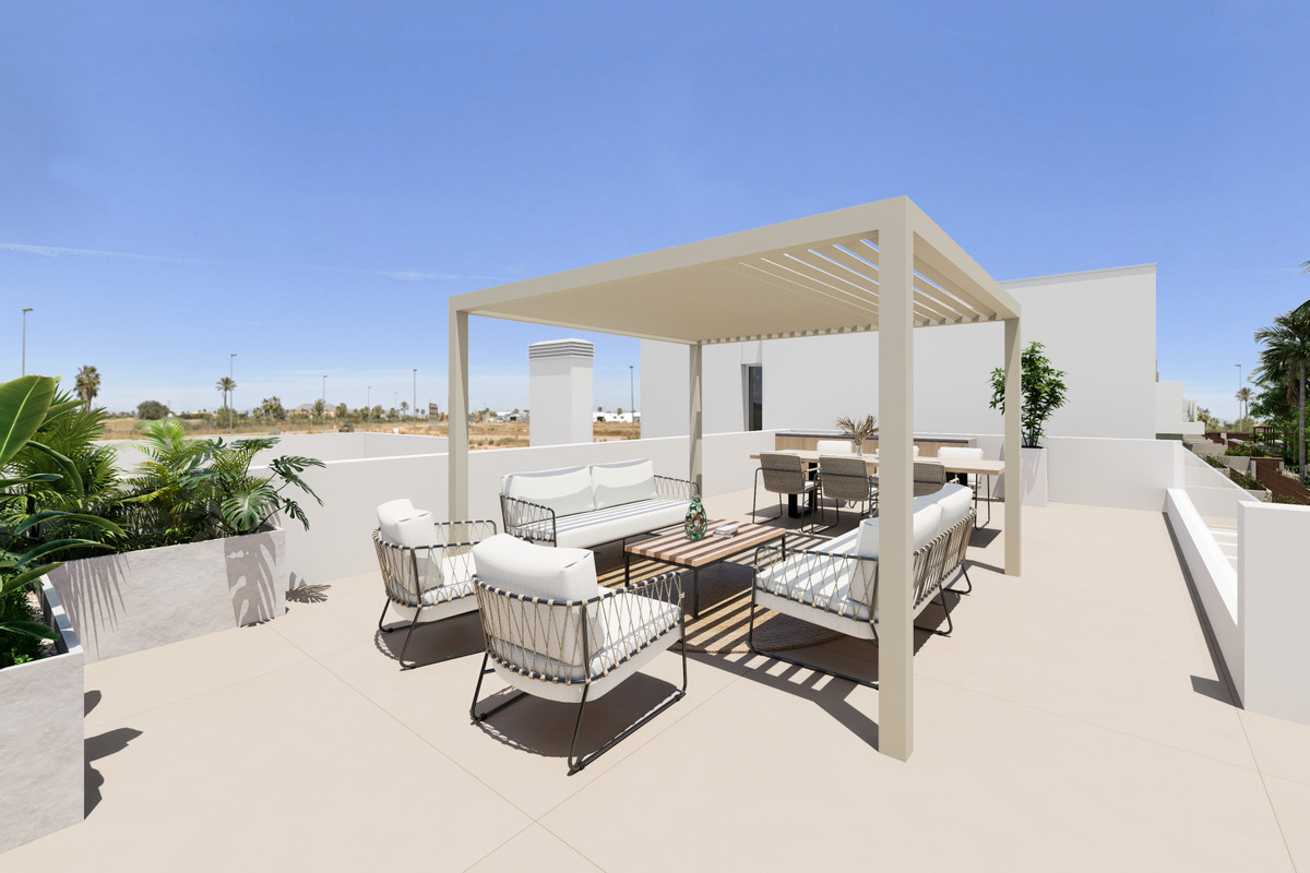 Villa en Los Alcázares: 3 Dormitorios, 2 Baños