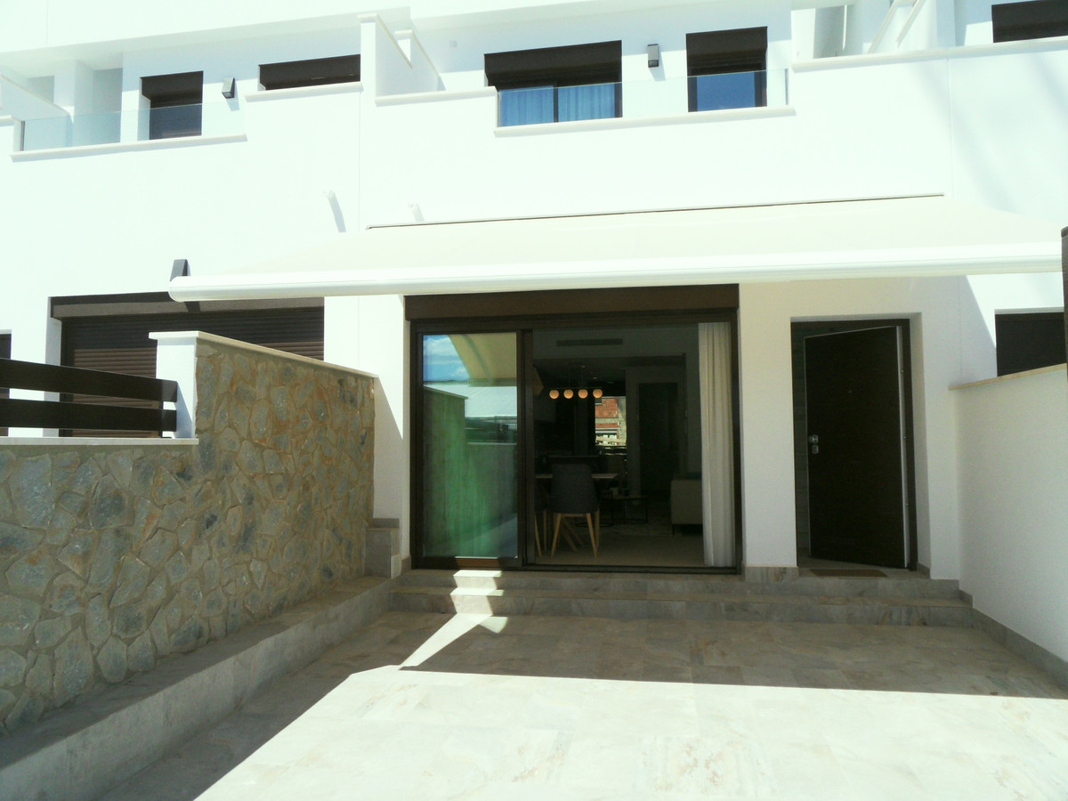 Chalet en Pilar de la Horadada