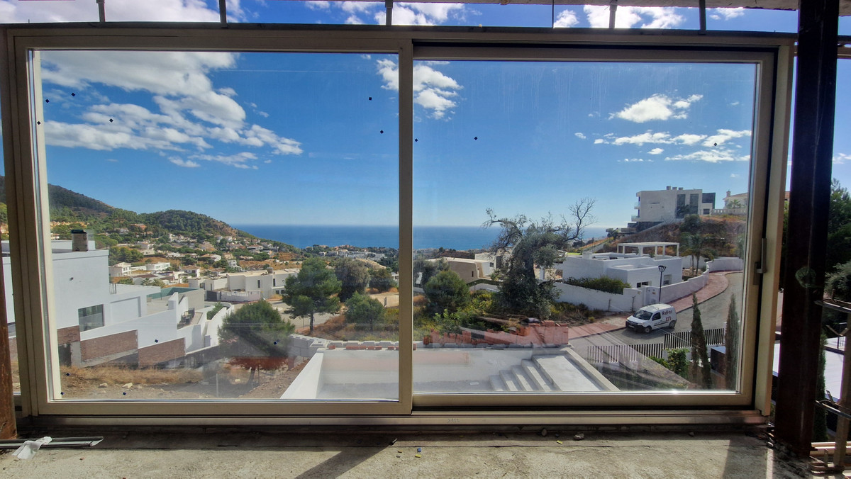 Villa de lujo en Mijas: 5 habitaciones, 5 baños.