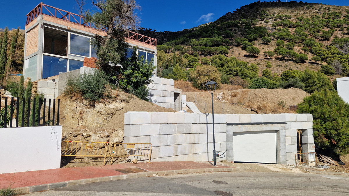 Villa de lujo en Mijas: 5 habitaciones, 5 baños.