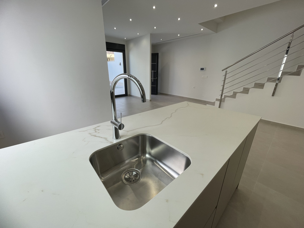 Villa en venta en Almoradi