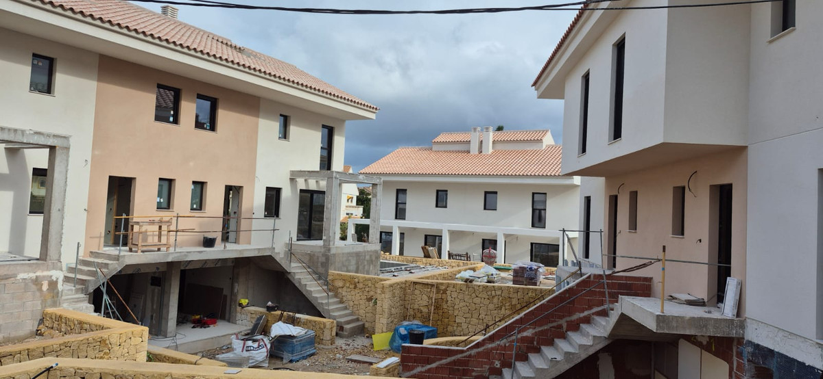 Villa en venta en La Nucia