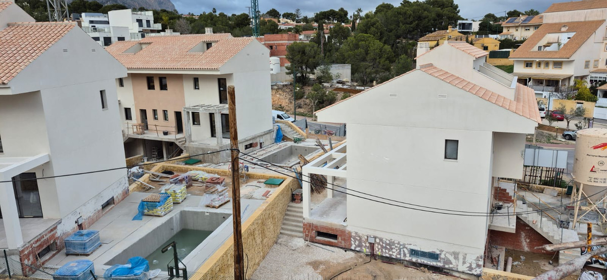 Villa en venta en La Nucia