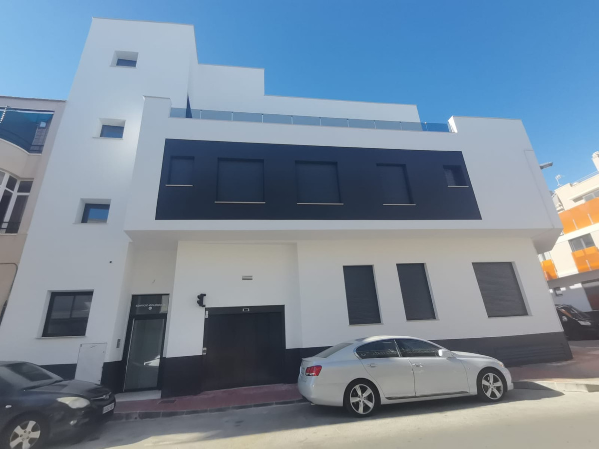 Tu oasis costero en Torrevieja: ¡Listo para vivir!