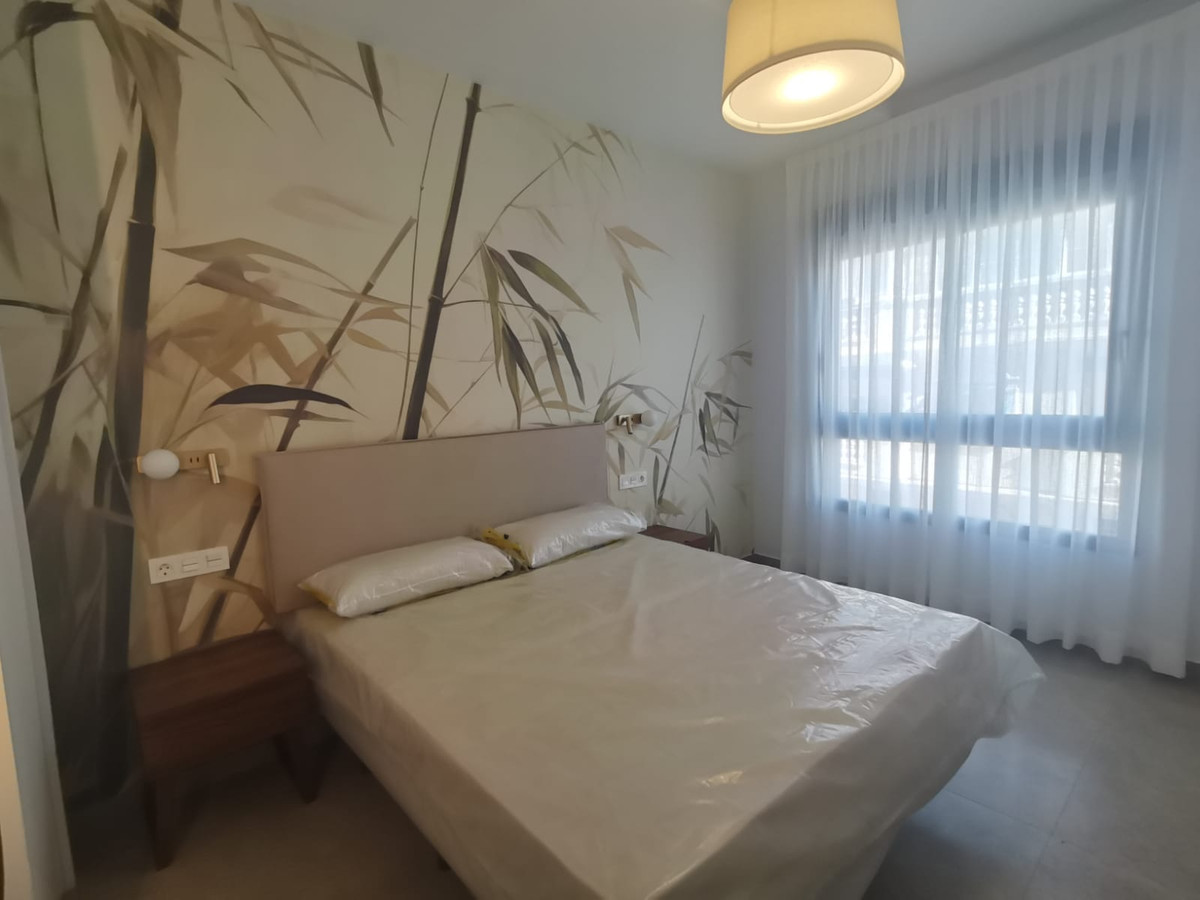 Tu oasis costero en Torrevieja: ¡Listo para vivir!