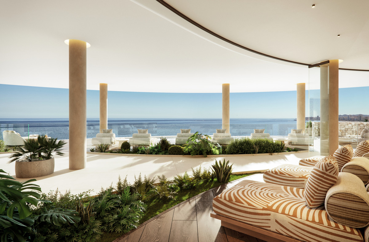 Lujo mediterráneo: Su hogar en Fuengirola
