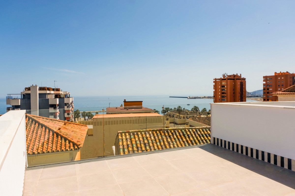 Vistas al mar Mediterráneo: Lujo en Monte Sancha