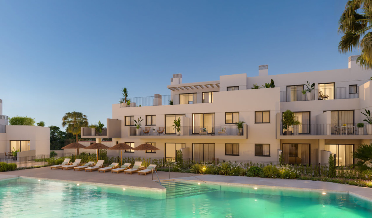 Tu oasis en Vélez-Málaga: Lujo y vistas, Descubre tu hogar ideal en Vélez-Málaga. Viviendas de 2-3 dorm. con terraza/jardín, piscina y gimnasio. ¡Invierte en calidad de vida!