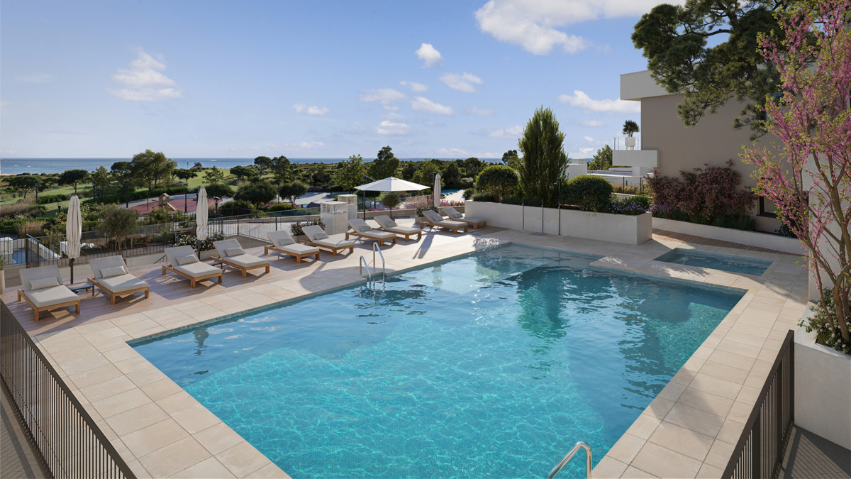 Lujo mediterráneo en Fuengirola: ¡La casa de tus sueños!, Descubre adosados de lujo en Fuengirola, Málaga. Vive el estilo mediterráneo con playa, vistas y diseño moderno. ¡Tu oasis en la Costa del Sol!